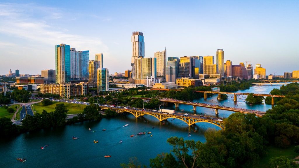 Ultimate Travel Guide to Austin, Texas- Safety, Accommodation, and Unforgettable Experiences